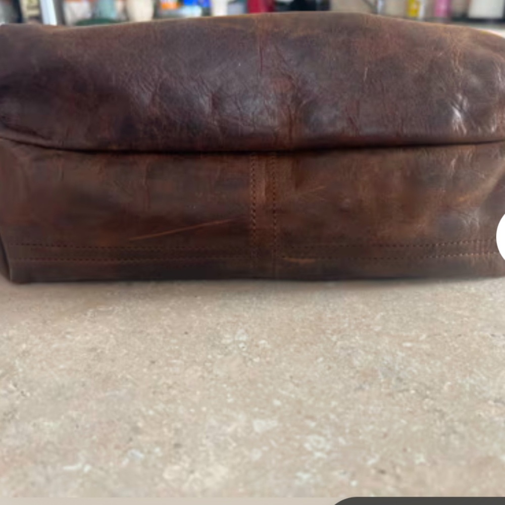 Rough & Tumble Rustic Pecan Open Pocket Borough with Orange & White Lining Bag - Picture 4 of 10